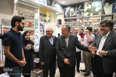 کتابگردی احمد مسجد جامعی