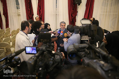 نشست هم اندیشی وزیر فرهنگ و ارشاد اسلامی با اصحاب نشر و قلم