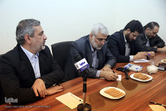 نشست تحلیل و بررسی چهارمین دوره یادواره سوره‌های سرخ 