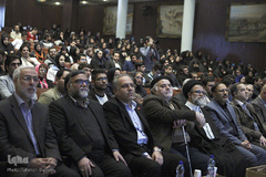 آئین اعطای تندیس ملی فداکاری دانشجویان ایران