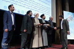آئین اعطای تندیس ملی فداکاری دانشجویان ایران