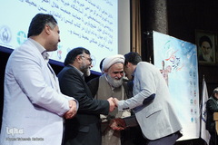 آئین اعطای تندیس ملی فداکاری دانشجویان ایران