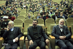 دهمین همایش پیشگامان پیشرفت