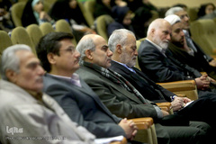 دهمین همایش پیشگامان پیشرفت