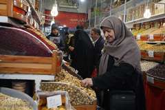 خرید شب یلدا