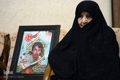 دیدار جمعی از جامعه قرآنی با خانواده شهید ابراهیم لشکری نژاد