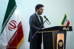 اهتزاز پرچم گنبد حرم حضرت عبدالعظیم(ع) بر فراز برج میلاد