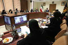 نشست خبری پرویز فتاح، رئیس کمیته امداد امام خمینی(ره) 