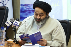 حجت‌ الاسلام‌ و المسلمین نواب رئیس دانشگاه ادیان و مذاهب