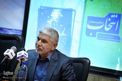 دکتر احمد فضایلی مترجم کتاب انتخاب اسلام و مسیحیت