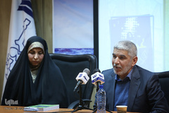 دکتر احمد فضایلی و فاطمه فضائلی مترجمان کتاب انتخاب اسلام و مسیحیت