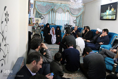 دیدار صالحی با خانواده شهید اویدالاثر مدافع حرم مرتضی کریمی
