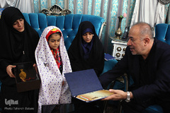 دیدار صالحی با خانواده شهید اویدالاثر مدافع حرم مرتضی کریمی
