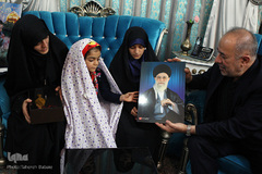 دیدار صالحی با خانواده شهید اویدالاثر مدافع حرم مرتضی کریمی
