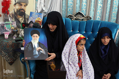 دیدار صالحی با خانواده شهید اویدالاثر مدافع حرم مرتضی کریمی
