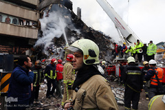 سومین روز از عملیات آوار برداری ساختمان پلاسکو