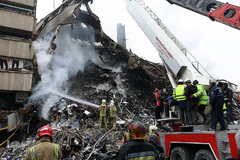 سومین روز از عملیات آوار برداری ساختمان پلاسکو