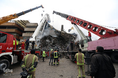 سومین روز از عملیات آوار برداری ساختمان پلاسکو