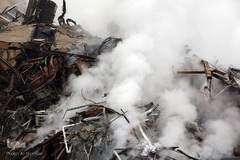 سومین روز از عملیات آوار برداری ساختمان پلاسکو