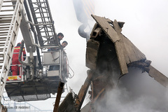 سومین روز از عملیات آوار برداری ساختمان پلاسکو