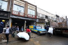 تخلیه مغازه های اطراف ساختمان حادثه دیده پلاسکو