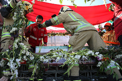 مراسم تشییع ۱۶آتش نشان شهید حادثه  پلاسکو