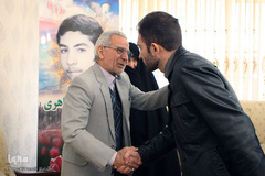 دیدار نمایندگان جامعه قرآنی با خانواده شهید طالب طاهری