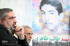 دیدار نمایندگان جامعه قرآنی با خانواده شهید طالب طاهری