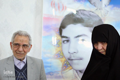 دیدار نمایندگان جامعه قرآنی با خانواده شهید طالب طاهری