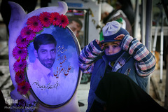 غبار روبی و عطر افشانی مزار مطهر شهدا