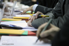 مسابقه دفاع سه دقیقه‌ای از پایان‌نامه‌های دانشجویی