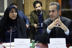 مسابقه دفاع سه دقیقه‌ای از پایان‌نامه‌های دانشجویی