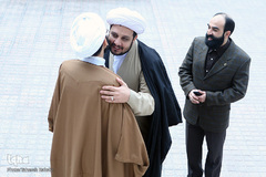 نشست ایمان در بحران