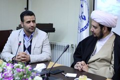 نشست ایمان در بحران