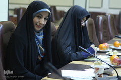 نشست ایمان در بحران