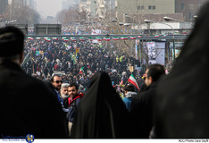 راهپیمایی یوم الله ۲۲ بهمن در تهران 
