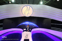 پشت صحنه برنامه تلویزیونی «اسرا»