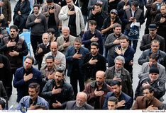 تجمع عزاداران فاطمی در میدان امام حسین (ع)