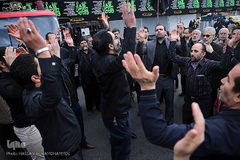 تجمع بزرگ عزاداران فاطمی در میدان هفت تیر