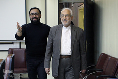 نشست ظهر دلنشین استاد ابوالفضل بهرام‌پور
