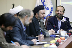 نشست ظهر دلنشین استاد ابوالفضل بهرام‌پور
