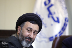 نشست ظهر دلنشین استاد ابوالفضل بهرام‌پور
