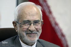 نشست ظهر دلنشین استاد ابوالفضل بهرام‌پور
