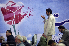 آغاز سال جدید در جوار شهدا
