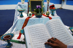 آغاز سال جدید در جوار شهدا
