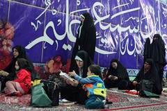 آغاز سال جدید در جوار شهدا
