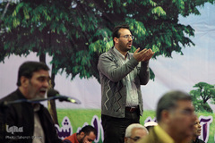 آغاز سال جدید در جوار شهدا
