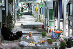 آغاز سال جدید در جوار شهدا
