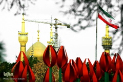 آغاز سال جدید در جوار شهدا
