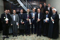 عکس یادگاری جامعه قرآنی در دیدار نوروزی سال ۹۶